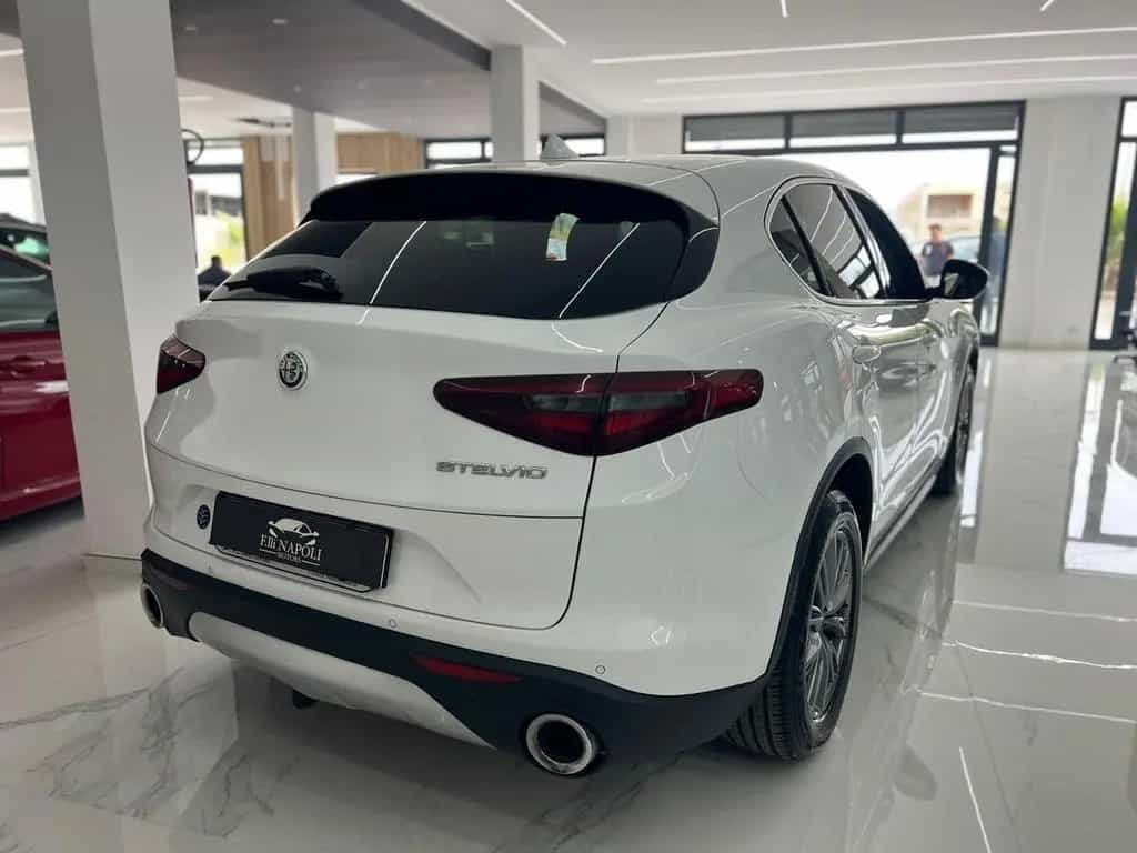 Alfa Romeo Stelvio 2.2 Turbodiesel 180 CV AT8 RW 12/2017-photo-9