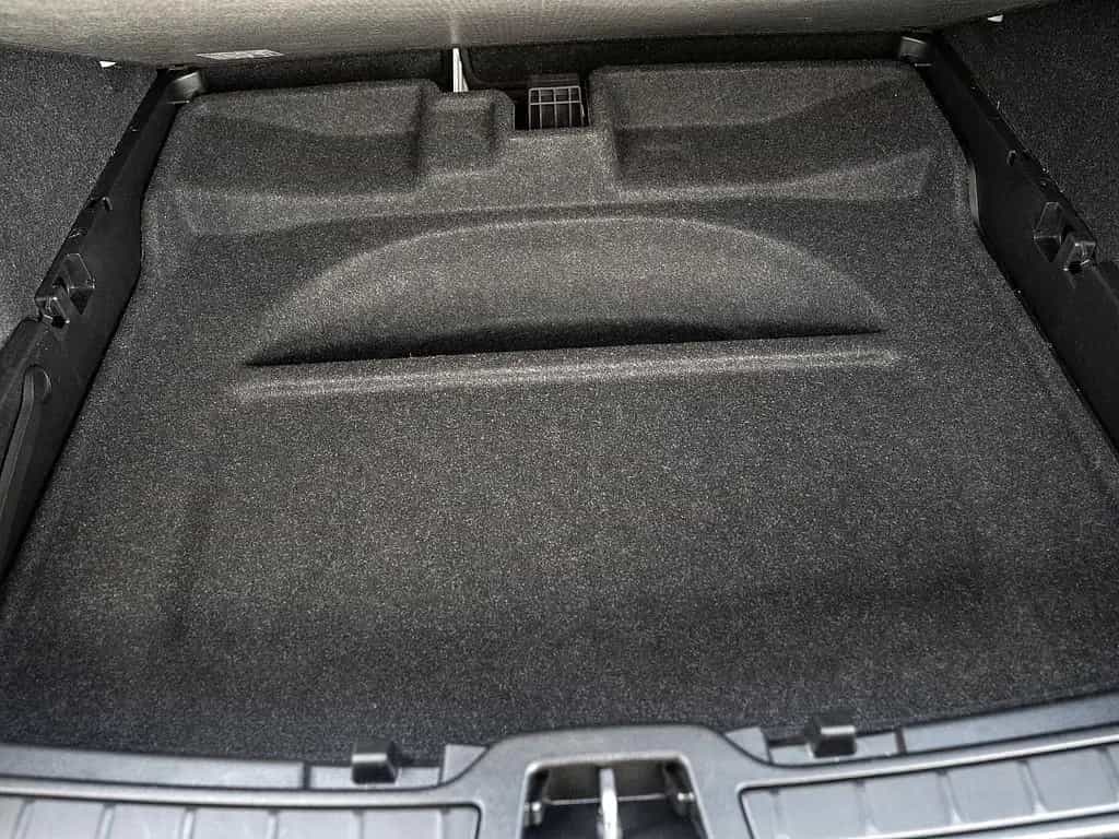 Volvo XC40 B4 AWD Momentum Pro 03/2022-photo-25