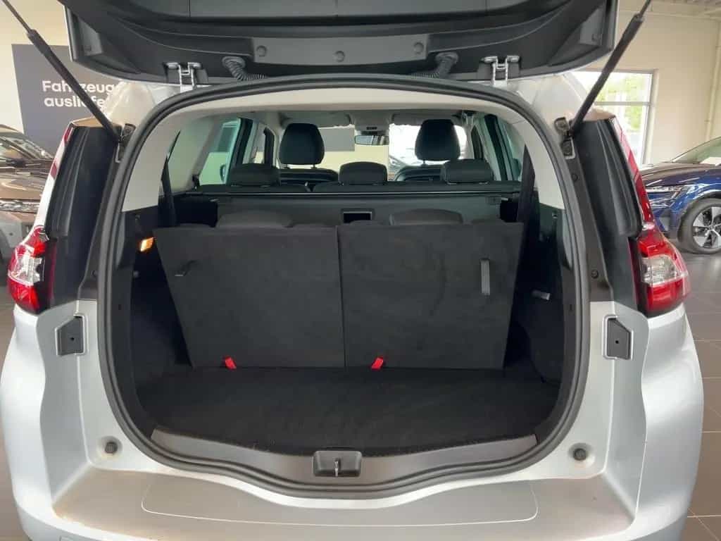Renault Grand Scenic LIMITED Deluxe TCe 140 GPF 01/2019-photo-19