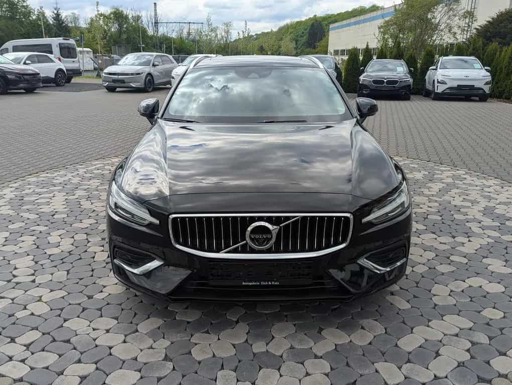 Volvo V60 Inscription PANO LED ACC MEMORY H&R AHK 360° 01/2022-photo-2
