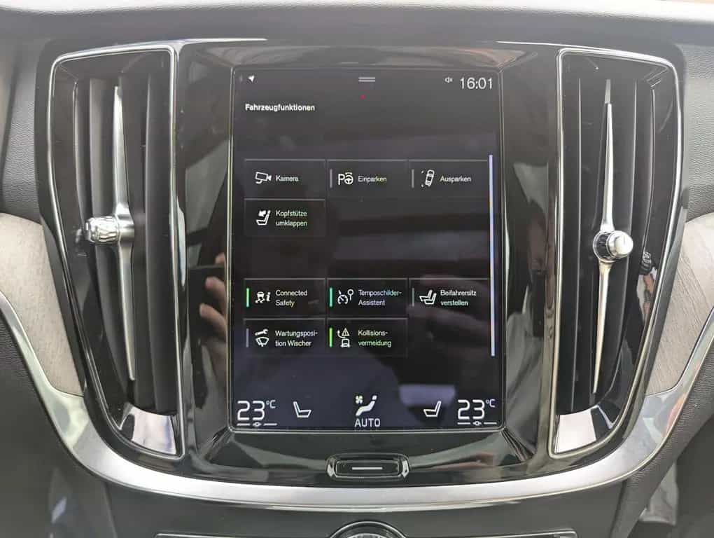 Volvo V60 Inscription PANO LED ACC MEMORY H&R AHK 360° 01/2022-photo-22