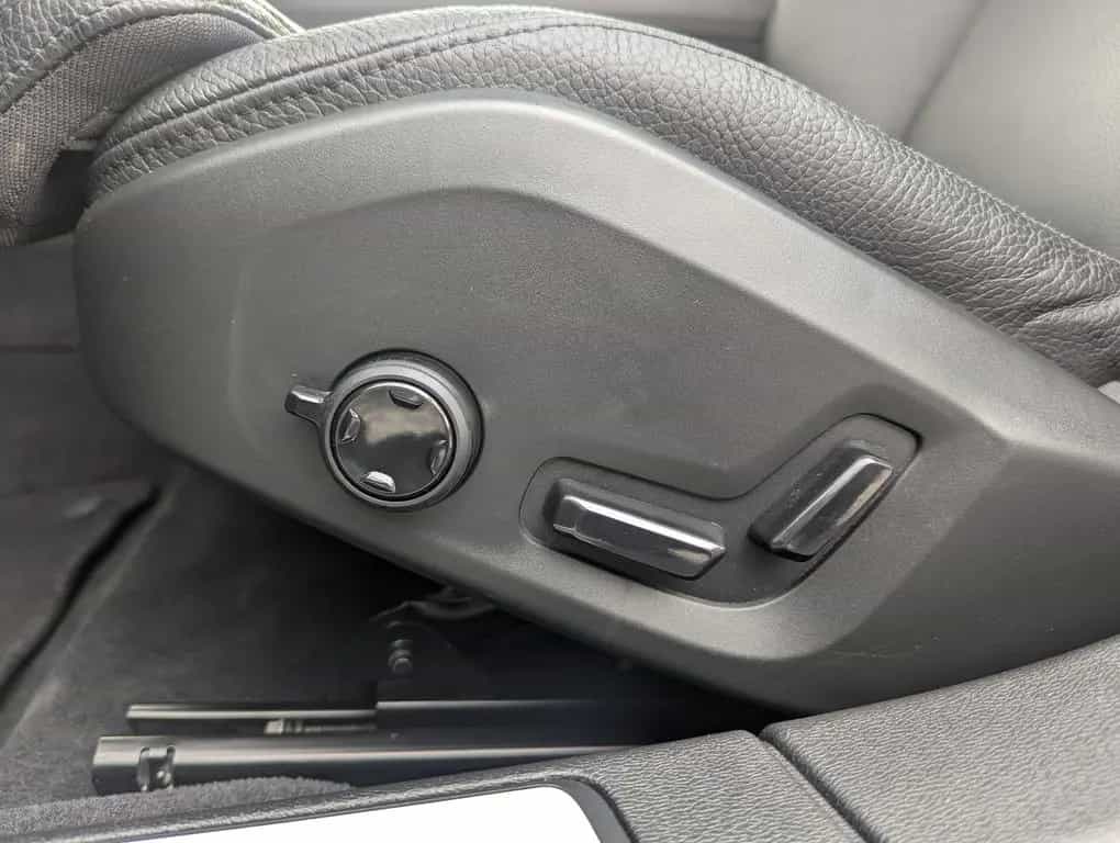 Volvo V60 Inscription PANO LED ACC MEMORY H&R AHK 360° 01/2022-photo-23