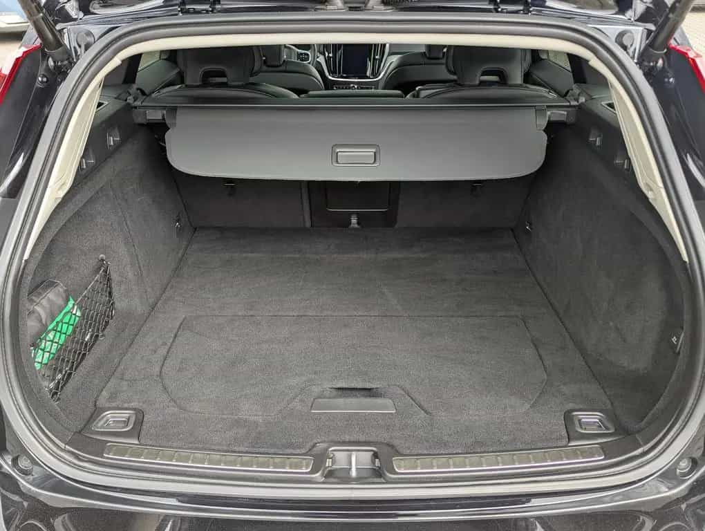 Volvo V60 Inscription PANO LED ACC MEMORY H&R AHK 360° 01/2022-photo-7