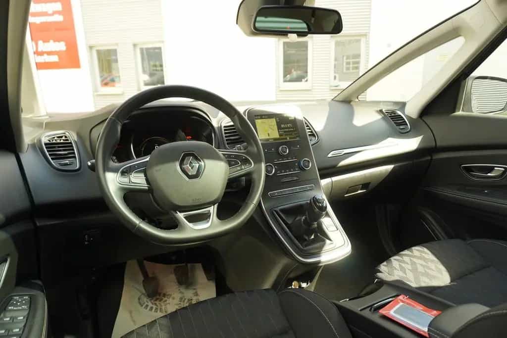 Renault Grand Scenic 1.2 TCE Grand BOSE Edition LED Navi 04/2018-photo-12