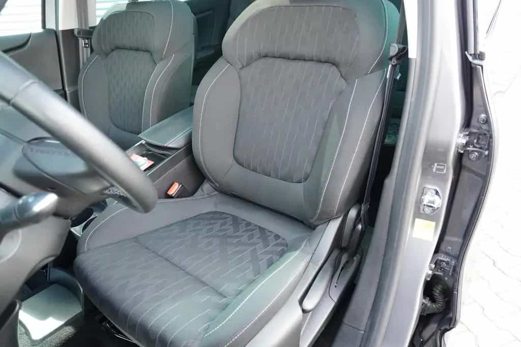 Renault Grand Scenic 1.2 TCE Grand BOSE Edition LED Navi 04/2018-photo-6
