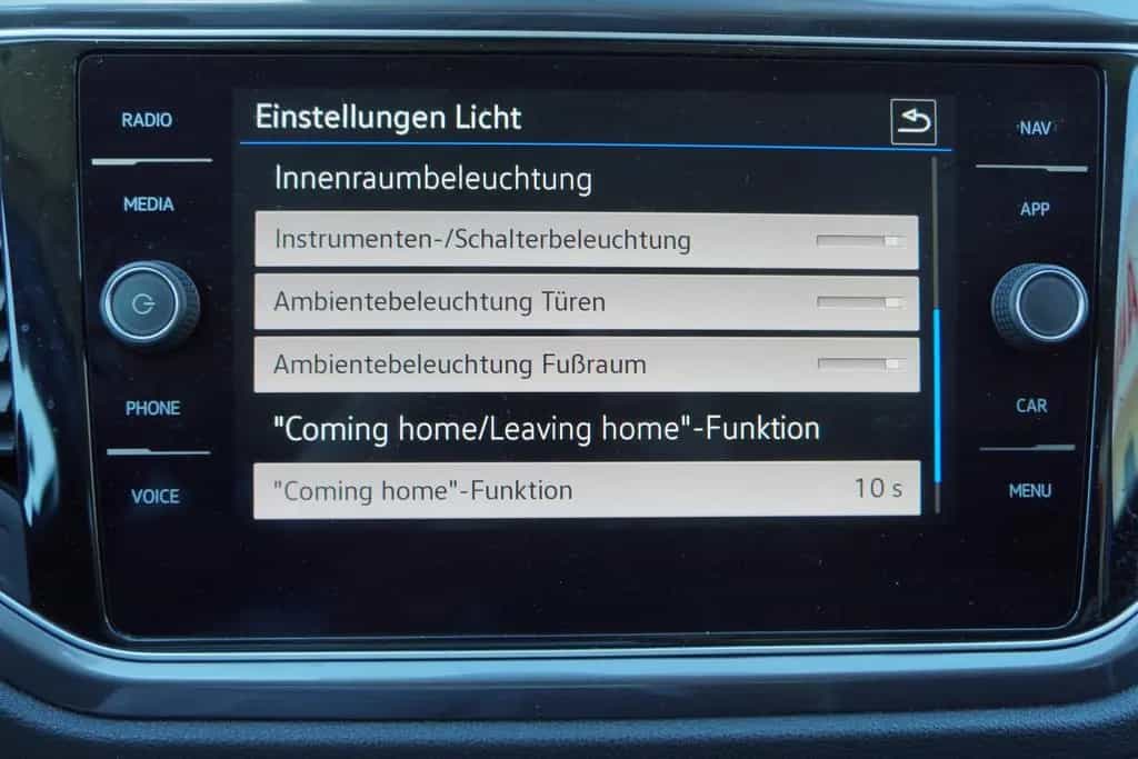 Volkswagen T-Roc R-Line 1.5 TSI DSG LED Navi SHZ Kam VC ACC 05/2021-photo-28