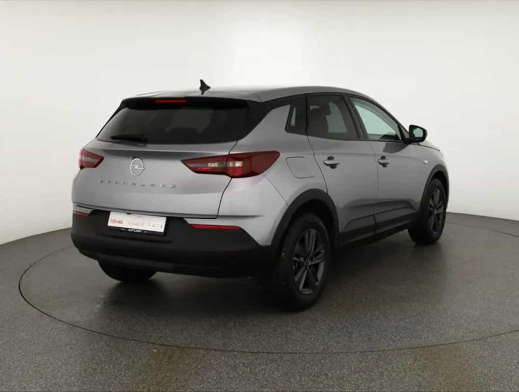 Opel Grandland 1.2DI Turbo Aut. LED Navi Kamera 02/2023-photo-4