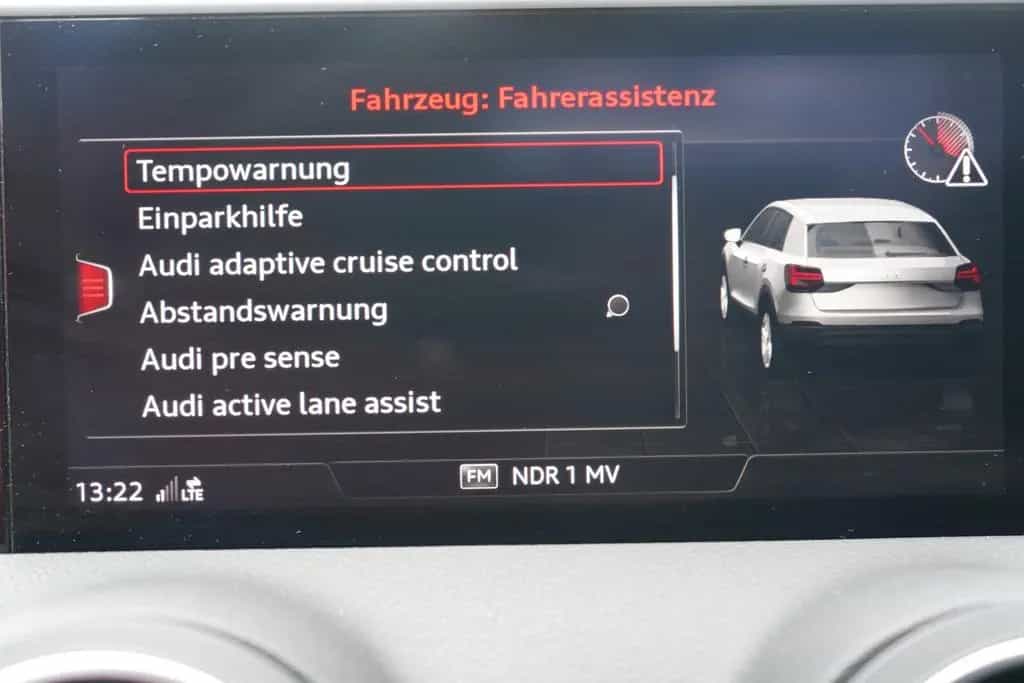 Audi Q2 1.0 TFSI ultra LED Navi Virtual Cockpit ACC 05/2017-photo-17