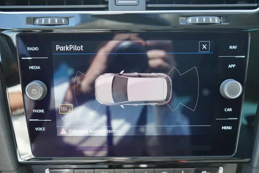 Volkswagen Golf VII 1.4 TSI Navi ACC App-Connect PDC 07/2018-photo-11