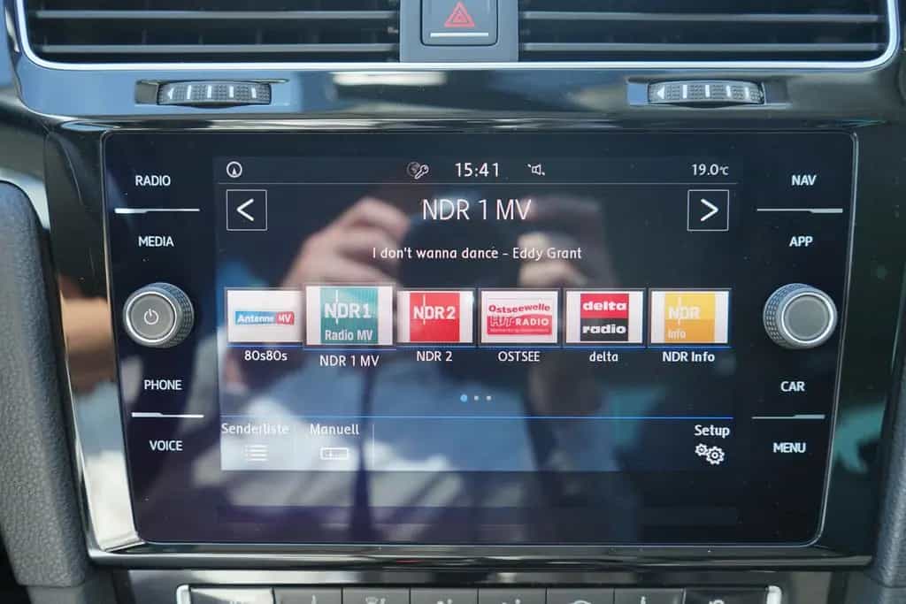 Volkswagen Golf VII 1.4 TSI Navi ACC App-Connect PDC 07/2018-photo-12