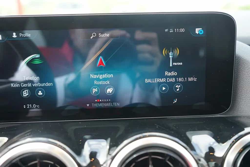 Mercedes-Benz GLA 200 Style DAB AHK el. Heckklappe Kamera Navi 11/2020-photo-11