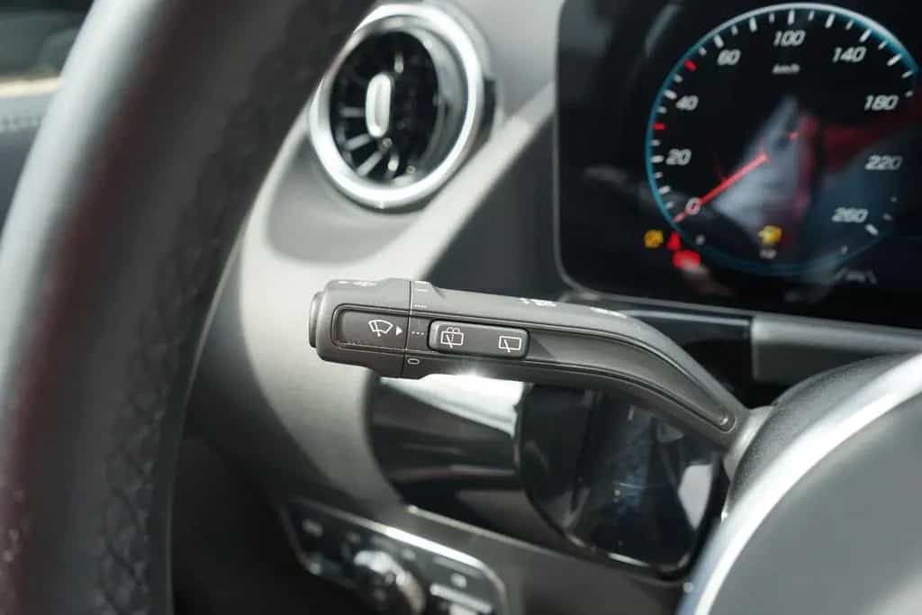 Mercedes-Benz GLA 200 Style DAB AHK el. Heckklappe Kamera Navi 11/2020-photo-21