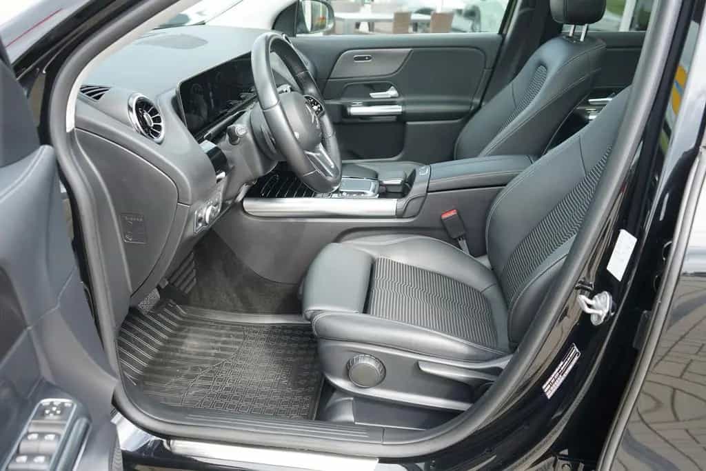 Mercedes-Benz GLA 200 Style DAB AHK el. Heckklappe Kamera Navi 11/2020-photo-27