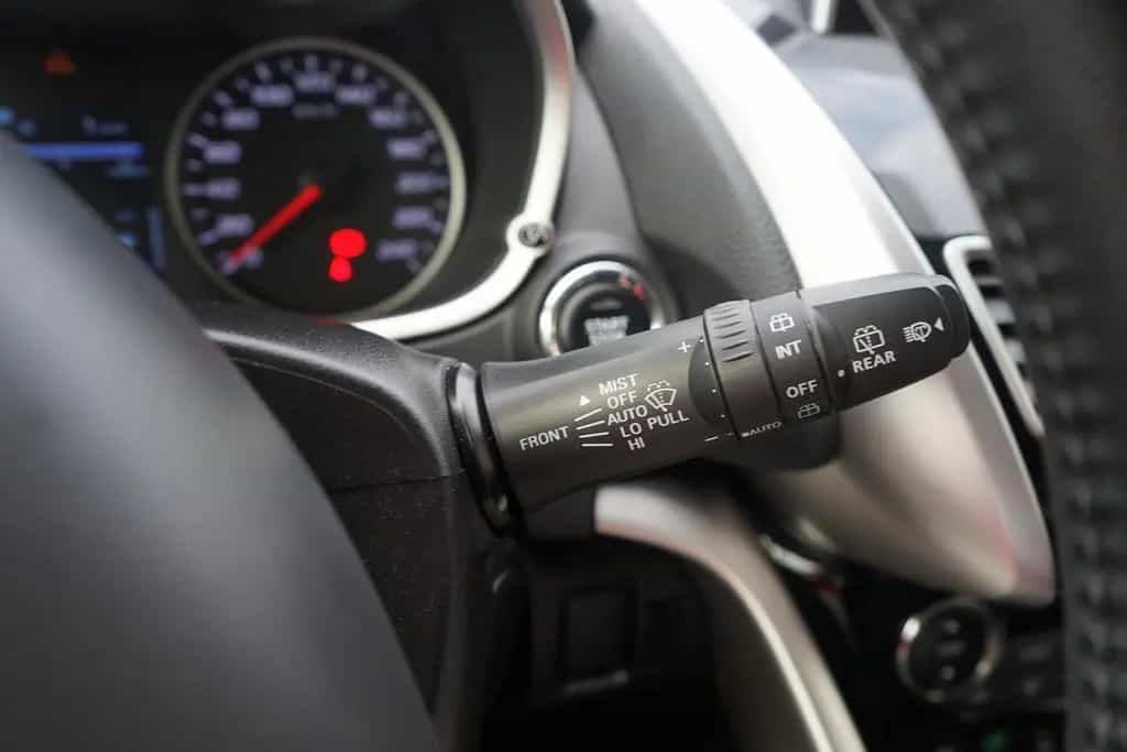 Mitsubishi Eclipse Cross 1.5 T-MIVEC LED Navi Leder AHK PDC 01/2018-photo-28