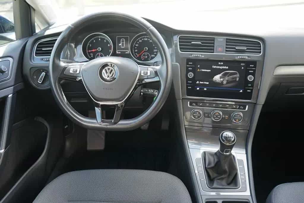 Volkswagen Golf VII 1.0 Comfortline Sitzheizung PDC USB 09/2019-photo-11