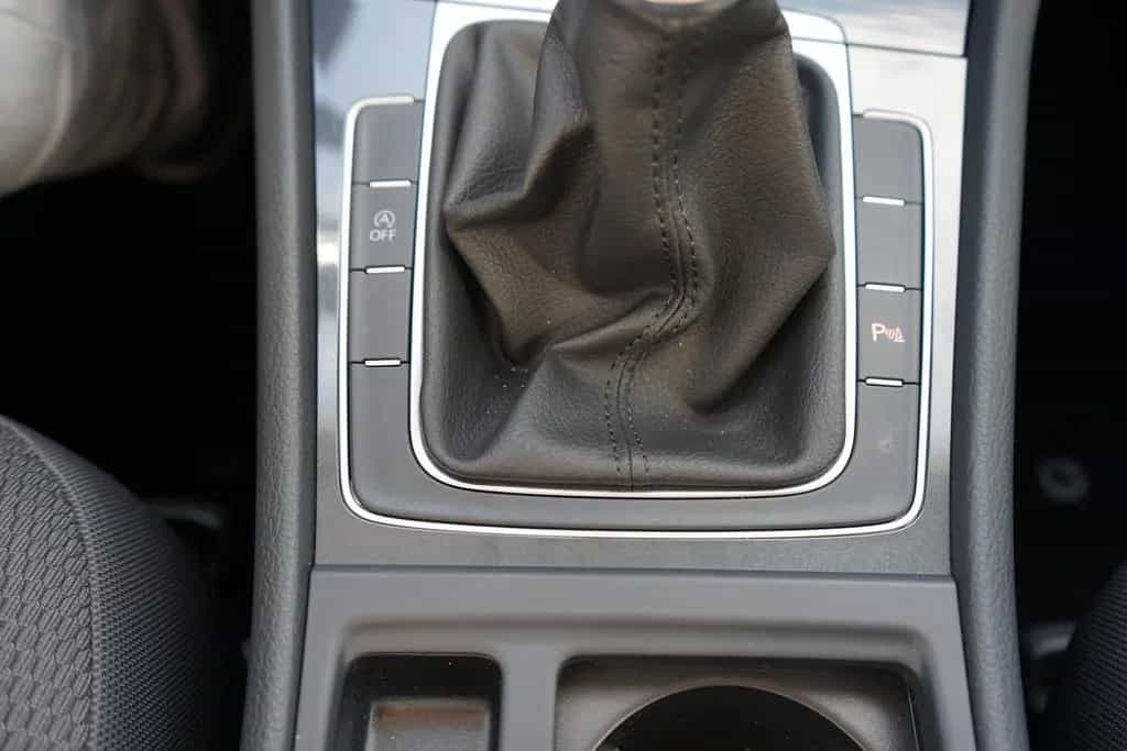 Volkswagen Golf VII 1.0 Comfortline Sitzheizung PDC USB 09/2019-photo-21