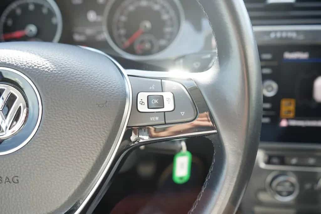 Volkswagen Golf VII 1.0 Comfortline Sitzheizung PDC USB 09/2019-photo-24