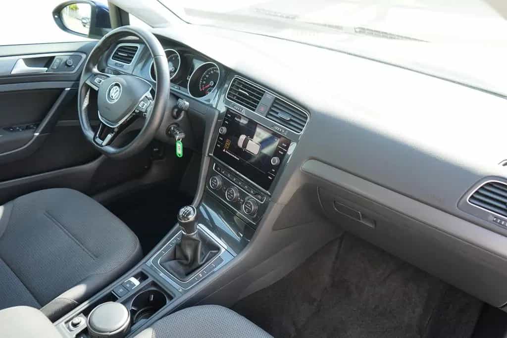 Volkswagen Golf VII 1.0 Comfortline Sitzheizung PDC USB 09/2019-photo-36