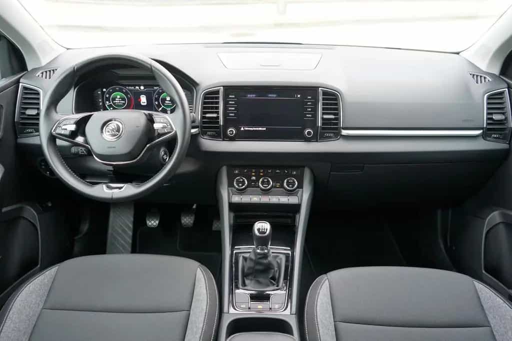 Skoda Karoq Drive 125 SmartLink Totwinkel Keyless ACC 10/2020-photo-11