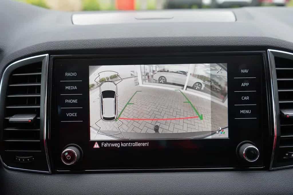 Skoda Karoq Drive 125 SmartLink Totwinkel Keyless ACC 10/2020-photo-17