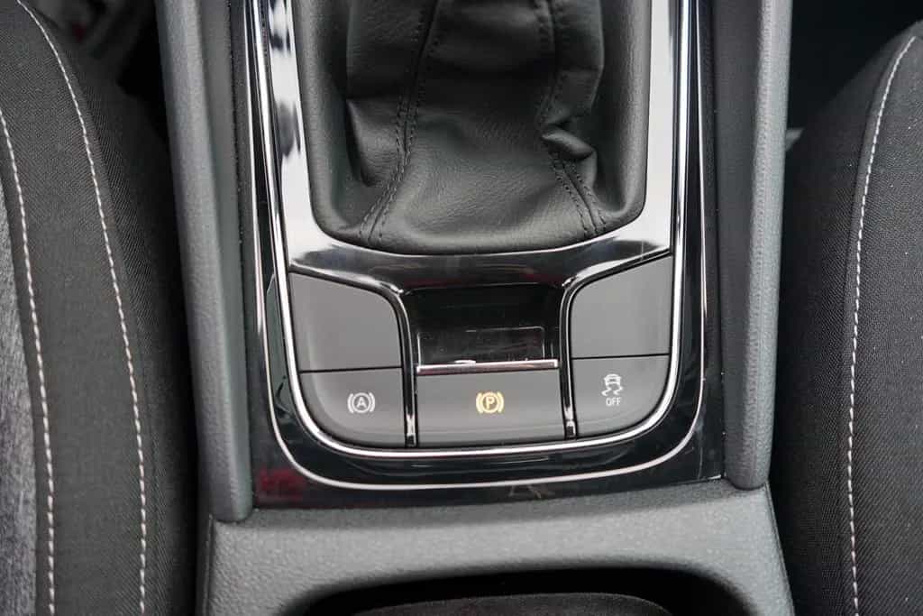 Skoda Karoq Drive 125 SmartLink Totwinkel Keyless ACC 10/2020-photo-21