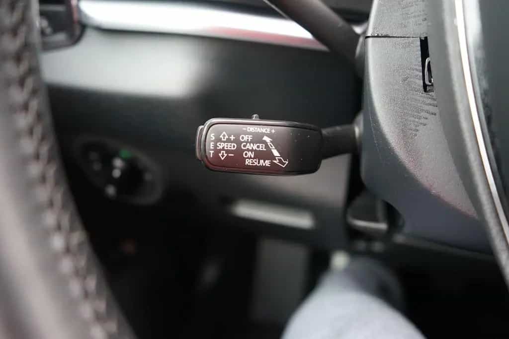 Skoda Karoq Drive 125 SmartLink Totwinkel Keyless ACC 10/2020-photo-28