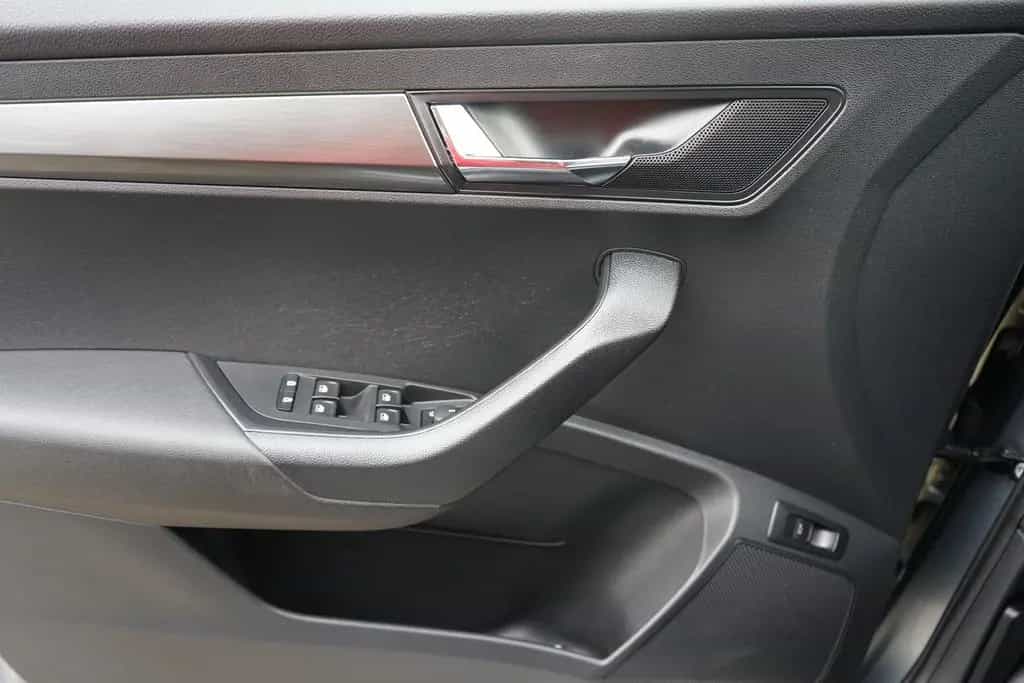 Skoda Karoq Drive 125 SmartLink Totwinkel Keyless ACC 10/2020-photo-30
