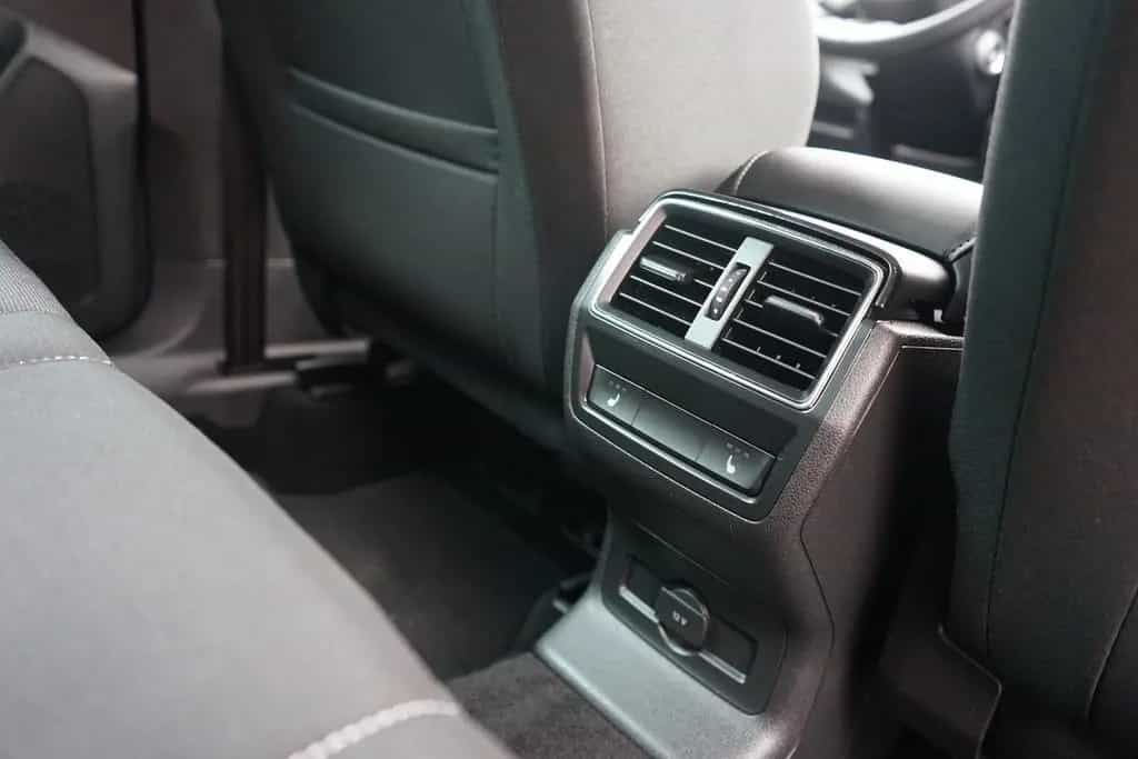 Skoda Karoq Drive 125 SmartLink Totwinkel Keyless ACC 10/2020-photo-33