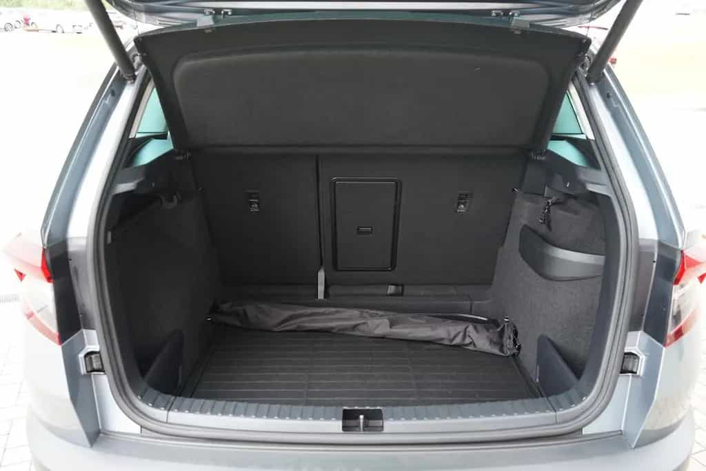 Skoda Karoq Drive 125 SmartLink Totwinkel Keyless ACC 10/2020-photo-35