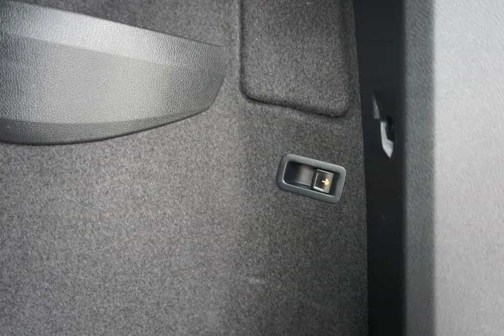 Skoda Karoq Drive 125 SmartLink Totwinkel Keyless ACC 10/2020-photo-37