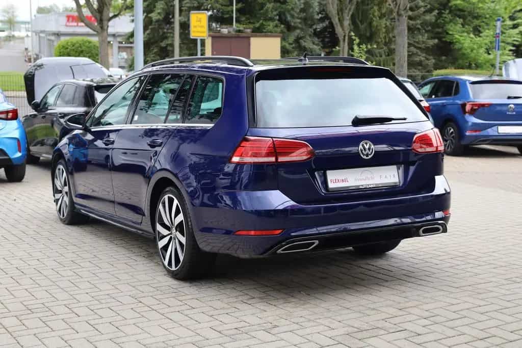 Volkswagen Golf VII 1.5 TSI R-Line Highline ACC Navi AHK 07/2019-photo-2