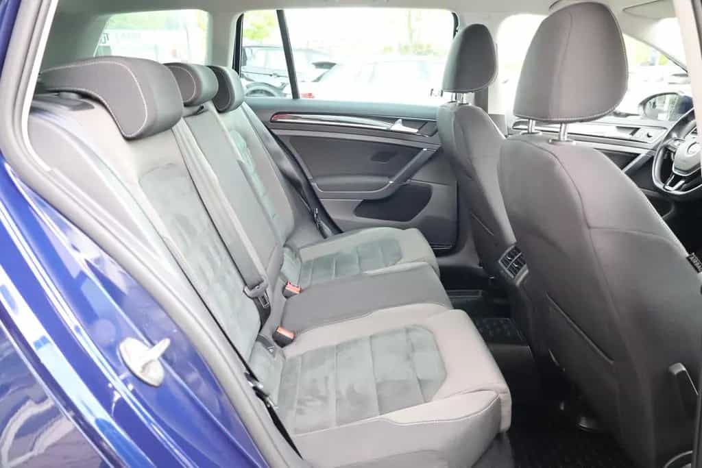 Volkswagen Golf VII 1.5 TSI R-Line Highline ACC Navi AHK 07/2019-photo-33