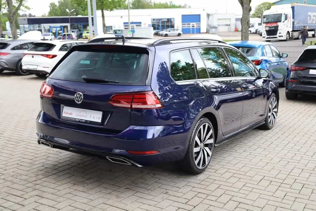 Volkswagen Golf VII 1.5 TSI R-Line Highline ACC Navi AHK 07/2019-photo-4
