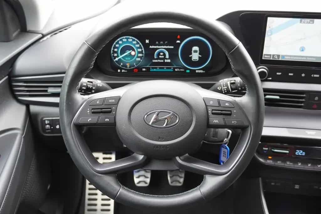 Hyundai BAYON 1.0 T-GDI Intro LED Navi Bose Spurhalte 05/2021-photo-17