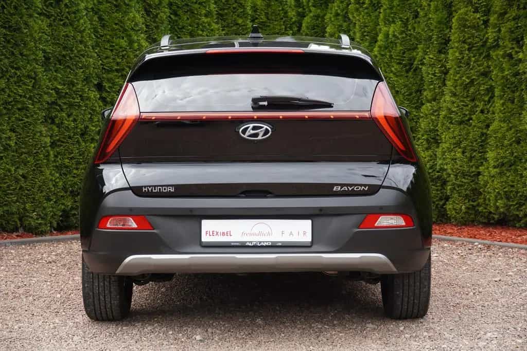 Hyundai BAYON 1.0 T-GDI Intro LED Navi Bose Spurhalte 05/2021-photo-3