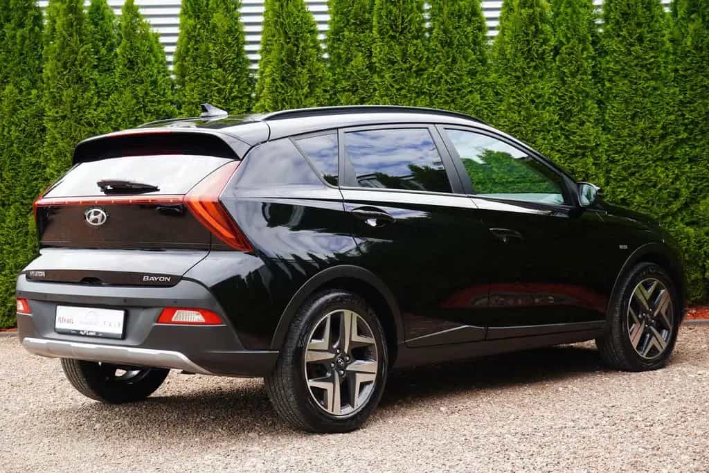Hyundai BAYON 1.0 T-GDI Intro LED Navi Bose Spurhalte 05/2021-photo-4
