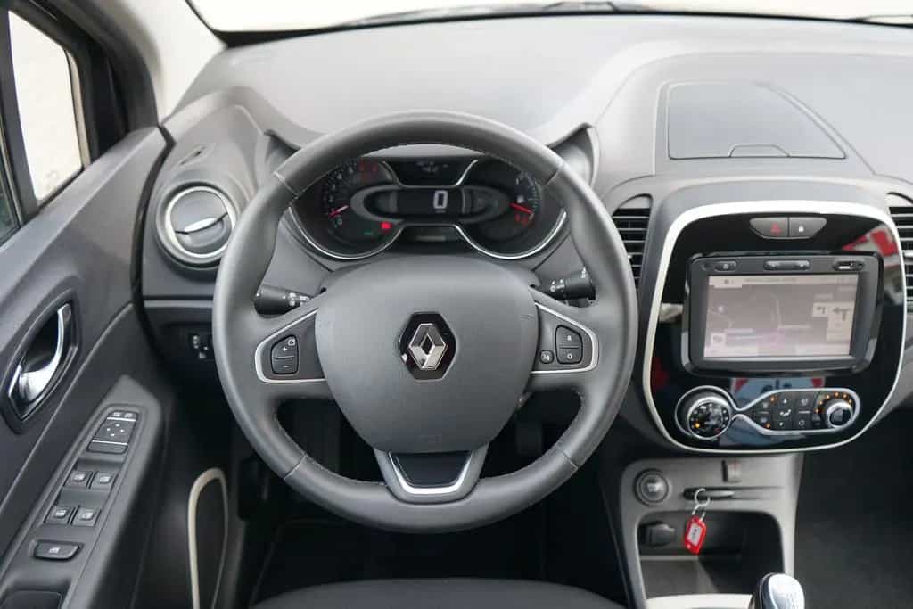 Renault Captur 1.2 TCE Intens Klimaaut. Navi Kamera DAB 01/2018-photo-13