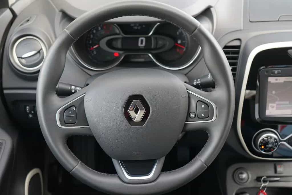 Renault Captur 1.2 TCE Intens Klimaaut. Navi Kamera DAB 01/2018-photo-18