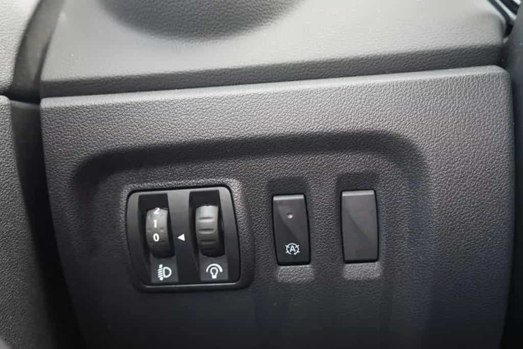 Renault Captur 1.2 TCE Intens Klimaaut. Navi Kamera DAB 01/2018-photo-25