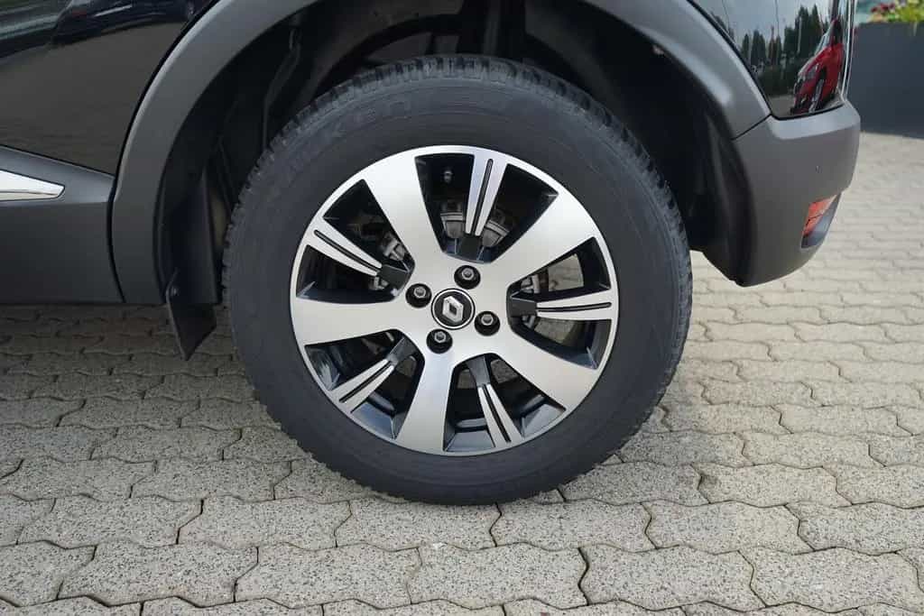 Renault Captur 1.2 TCE Intens Klimaaut. Navi Kamera DAB 01/2018-photo-27