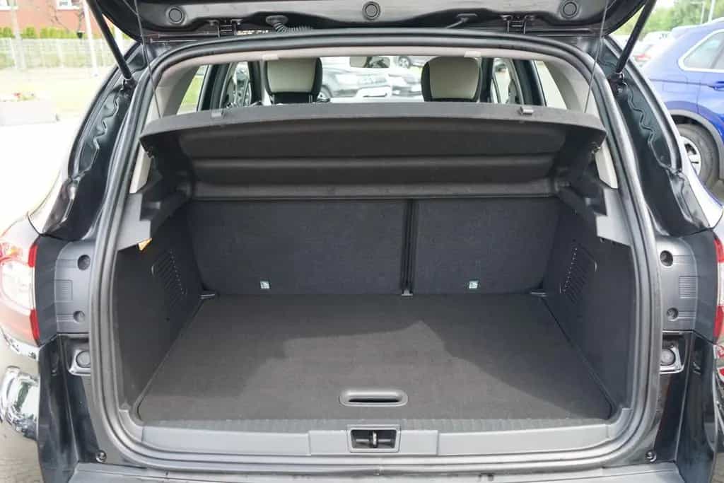 Renault Captur 1.2 TCE Intens Klimaaut. Navi Kamera DAB 01/2018-photo-6