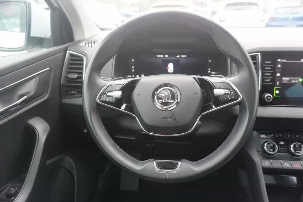 Skoda Karoq 1.5 TSI Style DSG LED Navi Schiebedach PDC 08/2022-photo-18