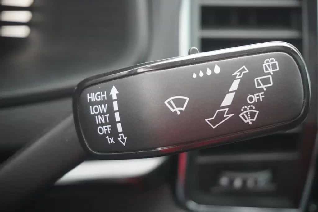 Skoda Karoq 1.5 TSI Style DSG LED Navi Schiebedach PDC 08/2022-photo-25