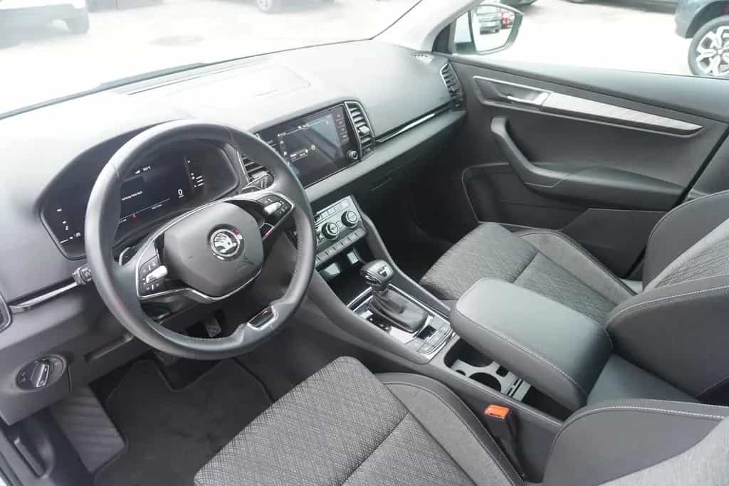 Skoda Karoq 1.5 TSI Style DSG LED Navi Schiebedach PDC 08/2022-photo-8