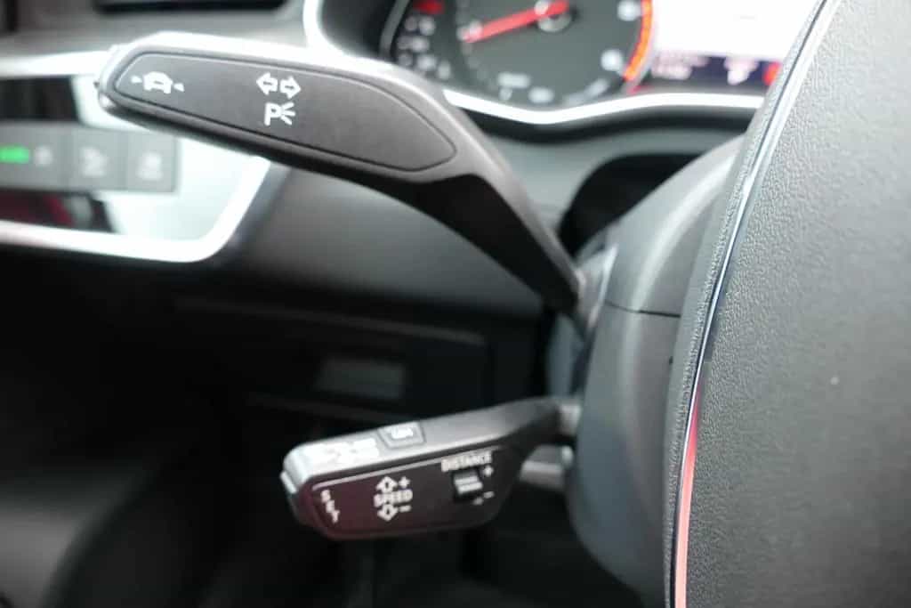 Audi A6 Avant 40 2.0 TDI Sport LED Navi ACC Kamera 02/2019-photo-10