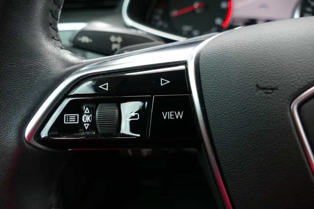 Audi A6 Avant 40 2.0 TDI Sport LED Navi ACC Kamera 02/2019-photo-8