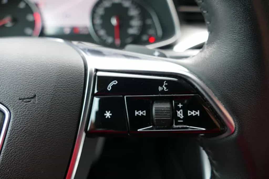 Audi A6 Avant 40 2.0 TDI Sport LED Navi ACC Kamera 02/2019-photo-9