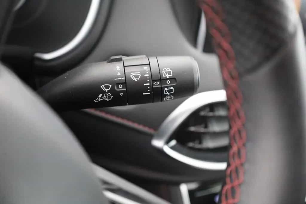 MG HS 1.5 T-GDI Luxury Aut. LED ACC Navi 360° Pano 03/2024-photo-17