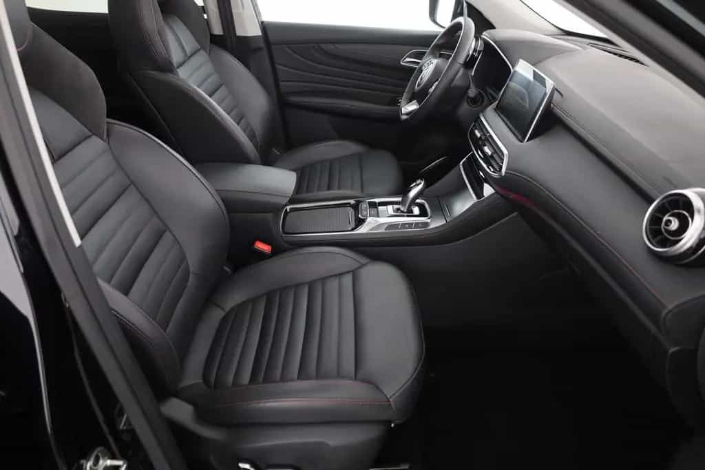 MG HS 1.5 T-GDI Luxury Aut. LED ACC Navi 360° Pano 03/2024-photo-20