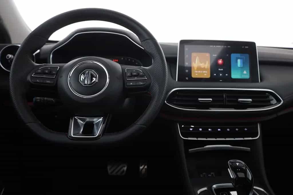 MG HS 1.5 T-GDI Luxury Aut. LED ACC Navi 360° Pano 03/2024-photo-9